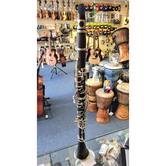 Valentino Student Clarinet & Case