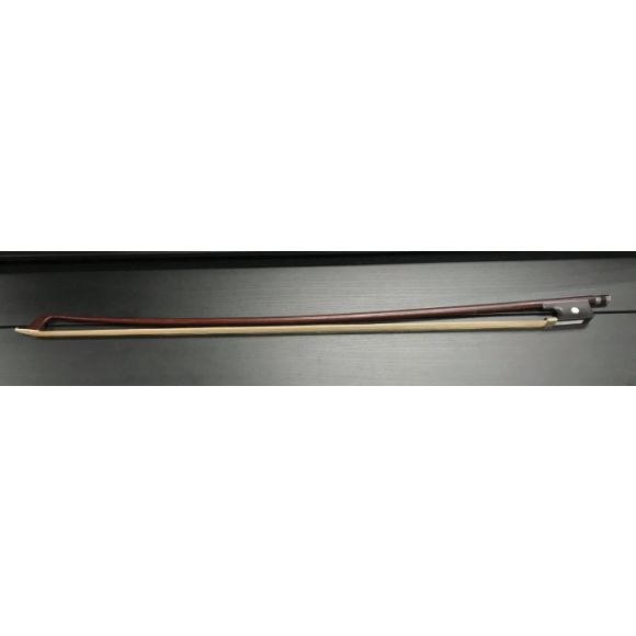 Pernambuca 3/4 Cello bow. No makers name. Well balanced. 80grams. Half mounted in Nickel. 67cm long (57cm b