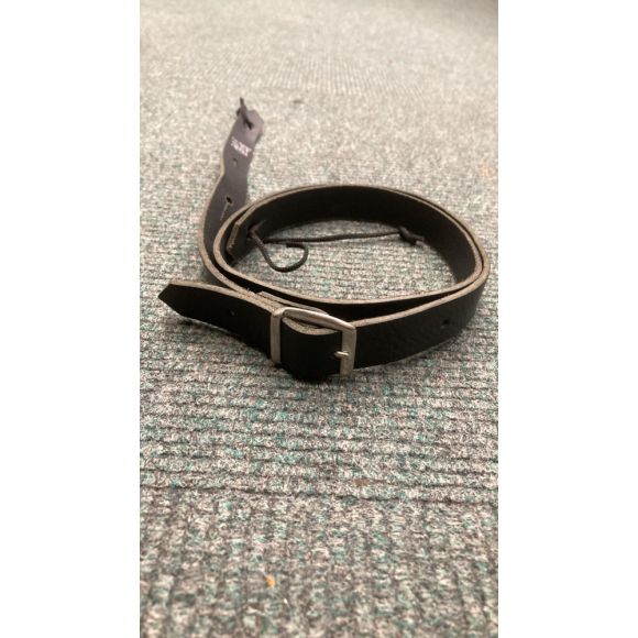 Italian made black mandolin strap. Genuine Leather