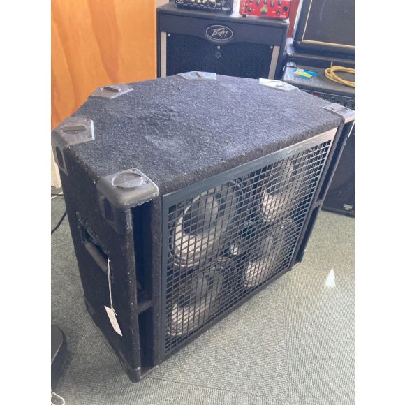 Gallien-Krueger 410RBH/8 8 Ohms 4 x 10 inch speakers with tweater Bass Cab with Casters. Late 90s. 800W. We