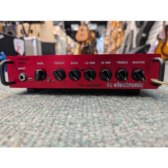 TC electronic Thrust BQ500 500 watt Bass amp
