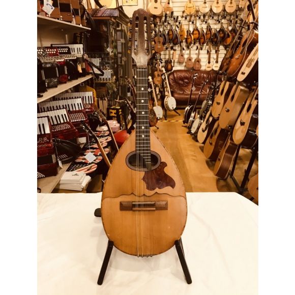 Rene Gerome Mandiolin, made in France C1930 with double baffle front. Collector's piece