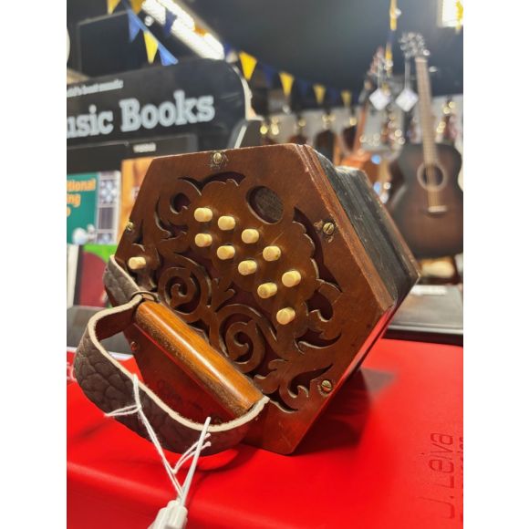 Jones 20 key C/G Anglo Concertina, sold as seen. 5FB, Bone Buttons, Wooden Ends, mixed reeds inside
