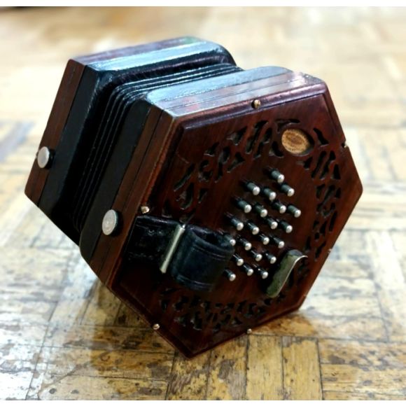 Wheatstone English treble concertina, 48 key. Model 4#. 5F, WE, MB, CP, SR,  28077# (04/07/1919)