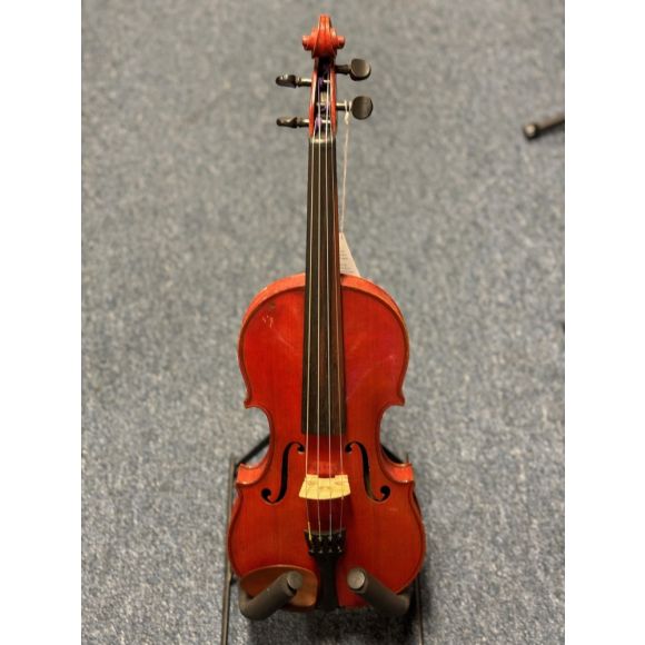 Possibly French 1920's 4/4 labelled Giuseppe Branzoli. Two piece back, narrow flame, red varnish, good cond