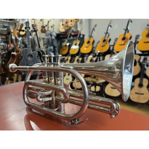 Besson 600 Cornet, Silver. Nice playable cornet, good tone. A few small dents.  With tatty broken case. 