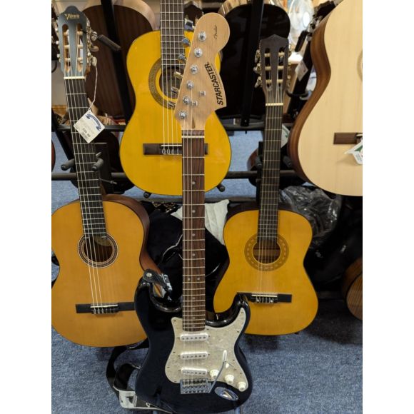 Starcaster by Fender Stratocaster. Black