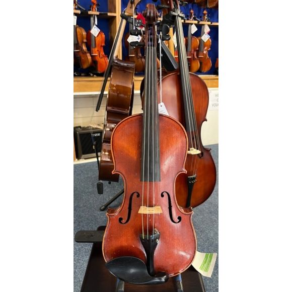 German 1920's 4/4 Violin, 2 piece back, narrow flame, brown varnish, good condition complete with case