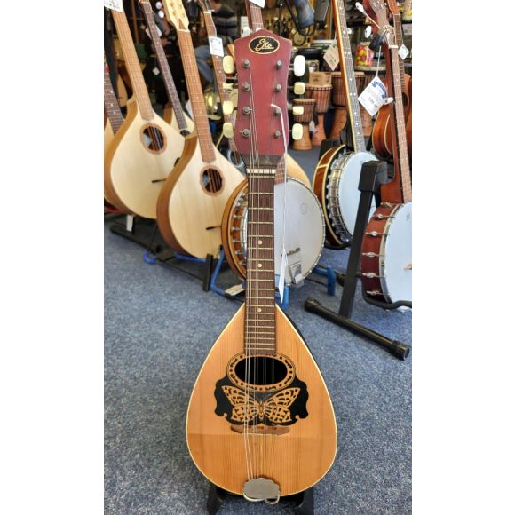 Eko Italian Bowl Back Mandolin, plays ok but action a bit high and pegs a bit stuff so SOLD AS SEEN