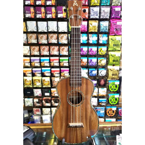 Ashbury AU-34 Concert Ukulele, Solid Koa Top and Body, handmade in Vietnam, complete with gig bag