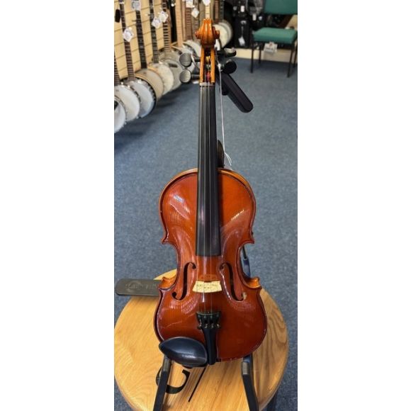 1/2 Size Violin Possibly Stentor Complete With Bow & Case