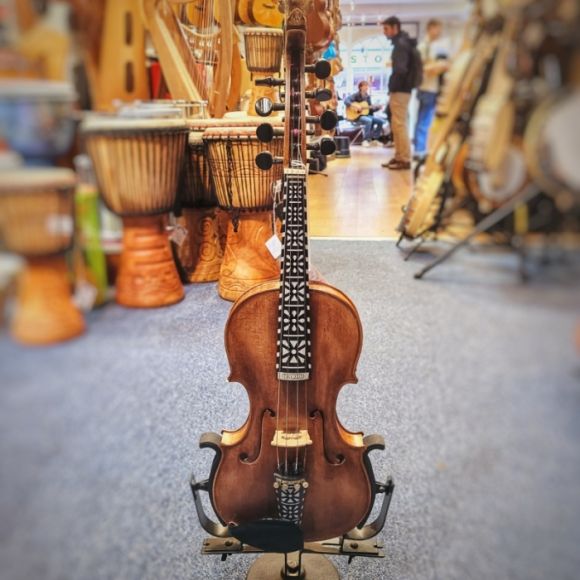 Hardanger Fiddle, 2 piece flamed back, high cut F holes, beatiful full tone