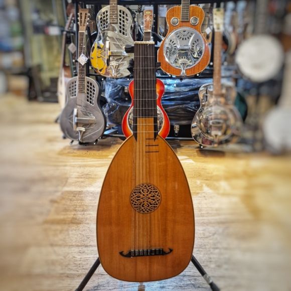 Luthier made Lute, made in Barcelona under the Estruch family. with case. 