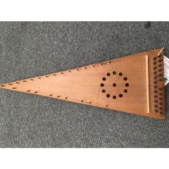 Vintage Psaltrey with original bow