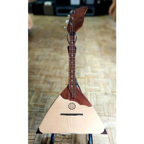 Balalaika, excellent condition w/ hard case