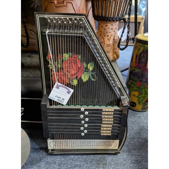 Rosetti 9-Bar Autoharp. VGC. 