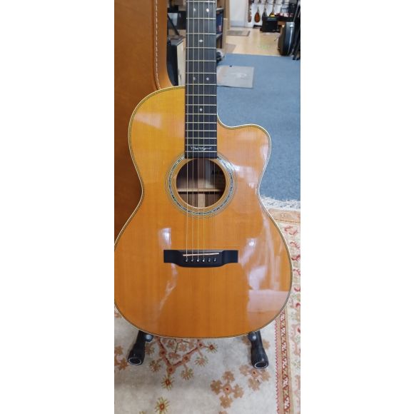 Rare 2001 Martin 000C-28SMH Merle Haggard Signature Edition #70 of 122. Ltd ed. 