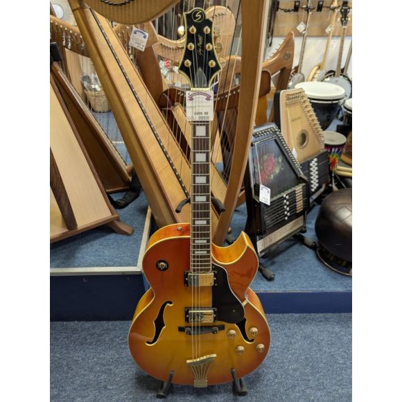 Greg Bennett JZ-213 Jazz Guitar. Honey Burst.